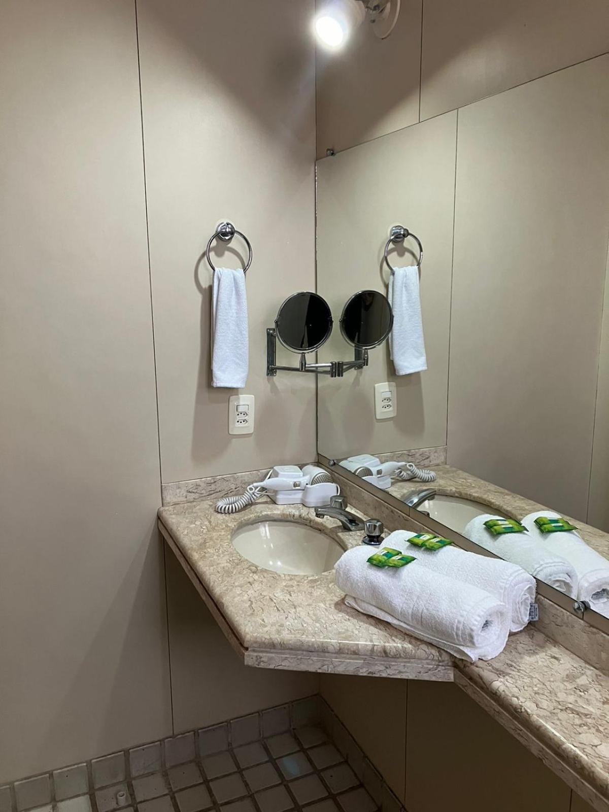 Apart Hotel Volpi 101 - Conforto & Comodidade بيلو هورزونتي المظهر الخارجي الصورة